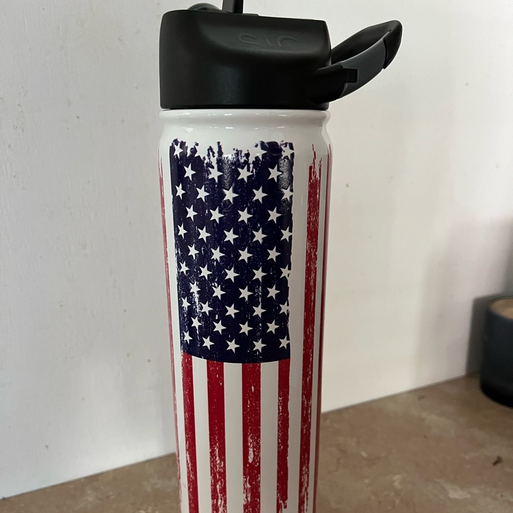 Sic cup tall water bottle